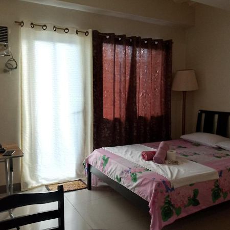 Emmanuel'S Service Apartment Near The Airport Manila Dış mekan fotoğraf