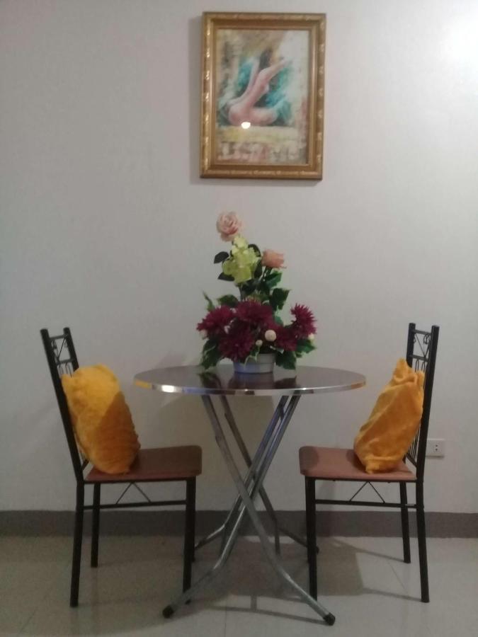 Emmanuel'S Service Apartment Near The Airport Manila Dış mekan fotoğraf